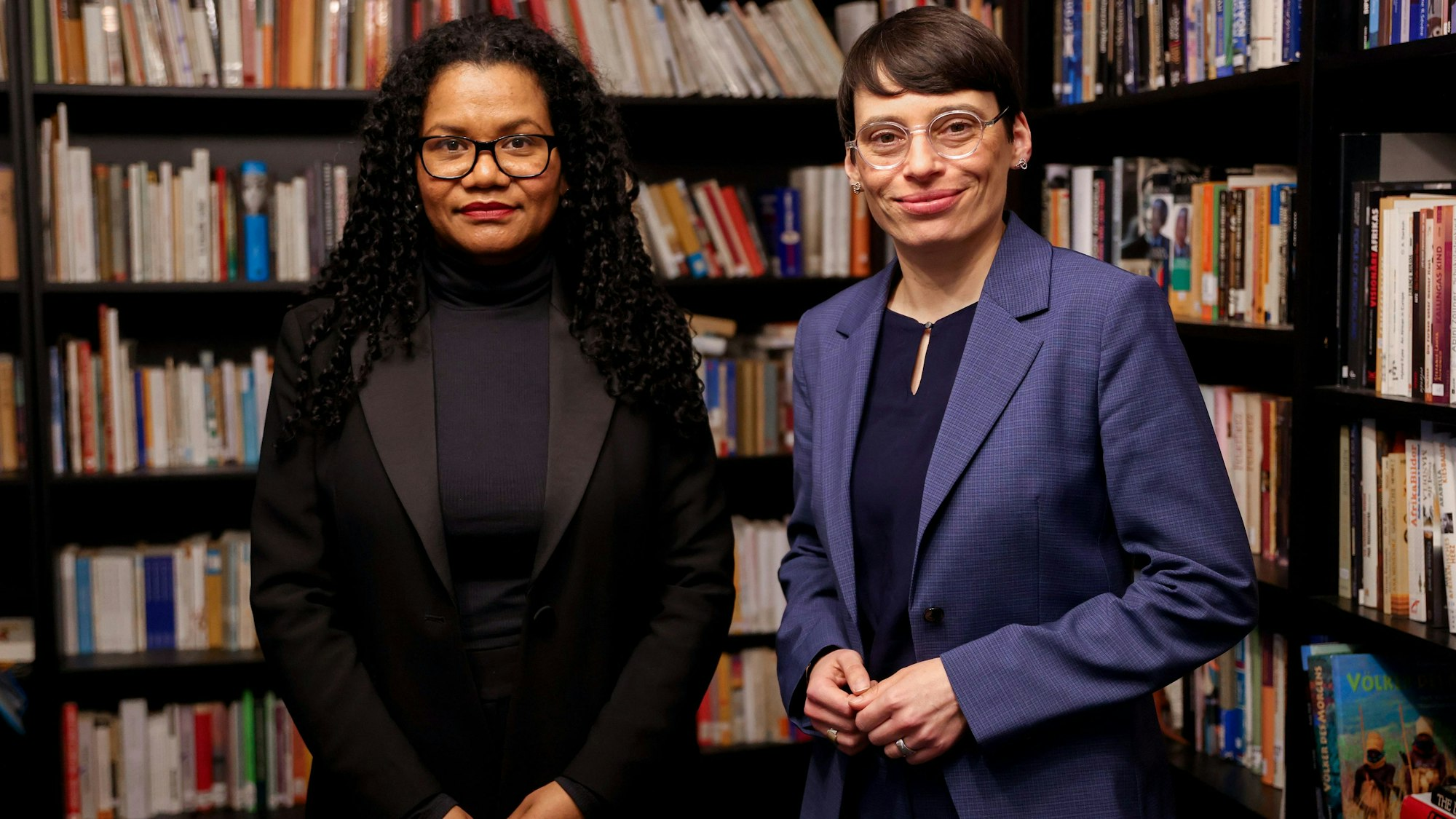 Glenda Obermuller with State Ministerin